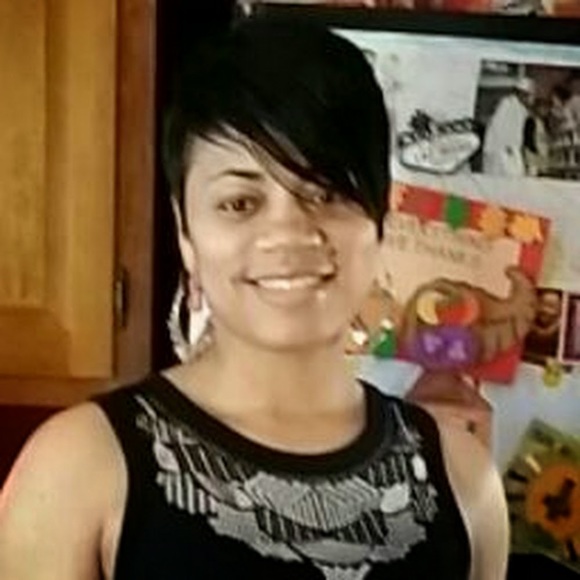 Meet your Posher, Elexis - Picture 1 of 1